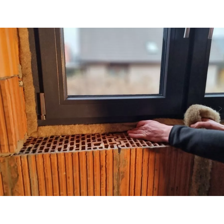 Isolena - uszczelka wokółokienna z wełny owczej Sealit