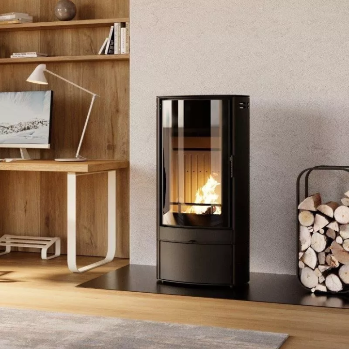 Hajduk - piec wolnostojący na drewno Arco F3 7,0 kW